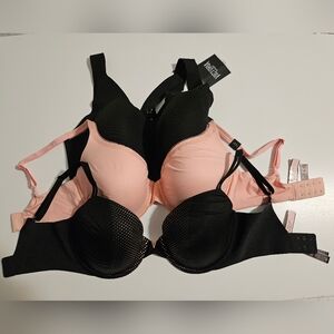 Victoria's Secret size 32DDD bra bundles